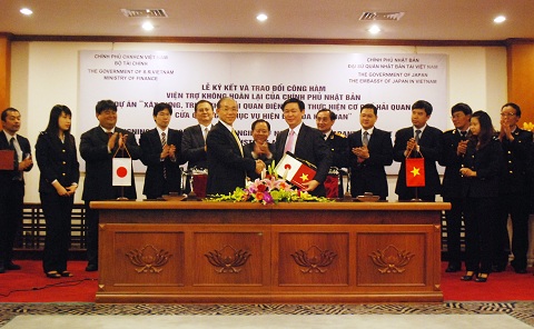 ជប៉ុនផ្ដល់ជំនួយឥតសំណង់​មាន​តំលៃជាង២ពាន់៦រយលានយេនអោយវៀតណាម